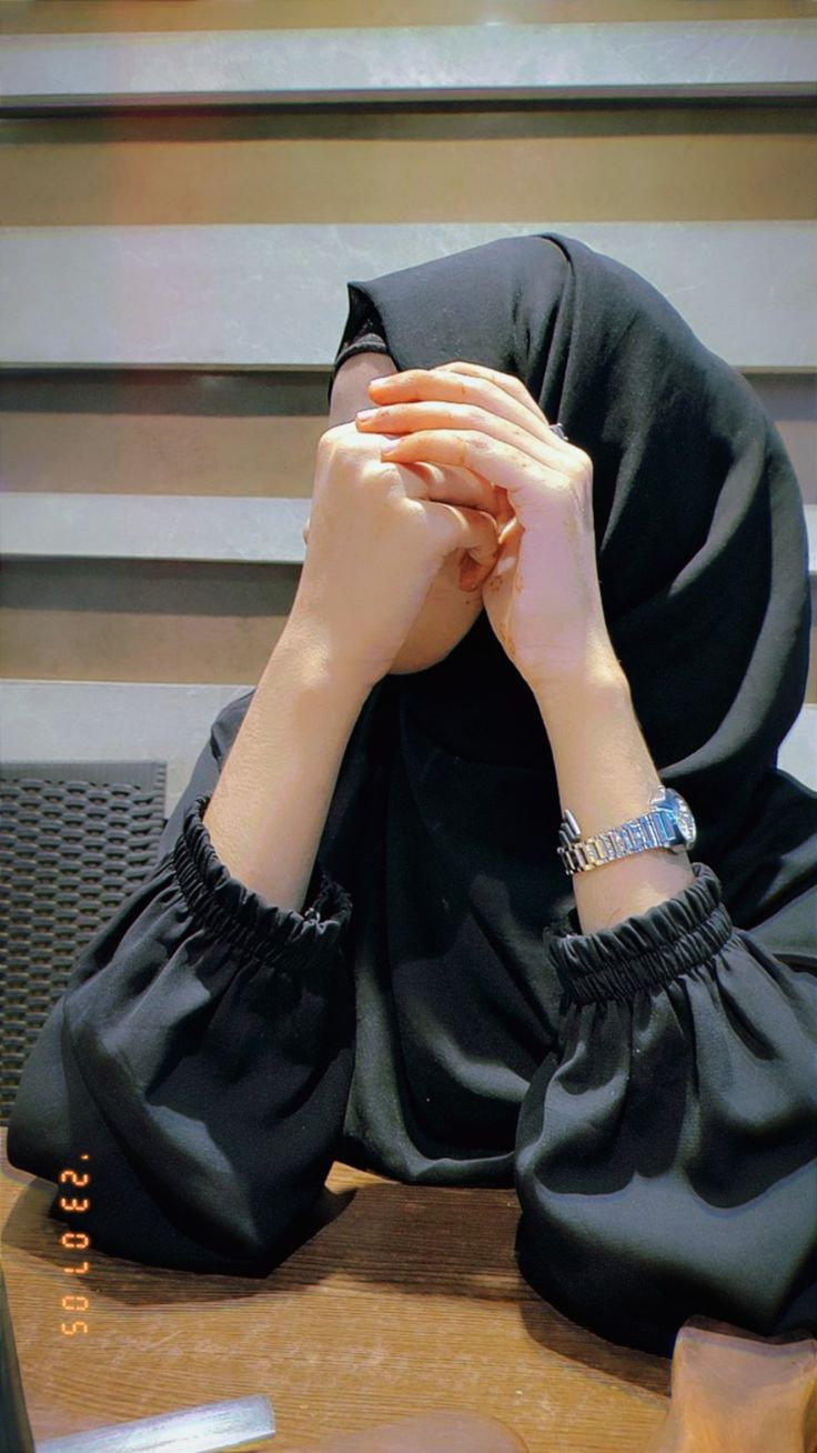 hidden face islamic girl stylish instagram hijab dp
