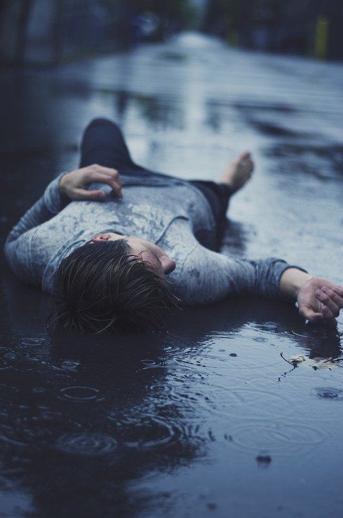 sad whatsapp dp girl attitude in english