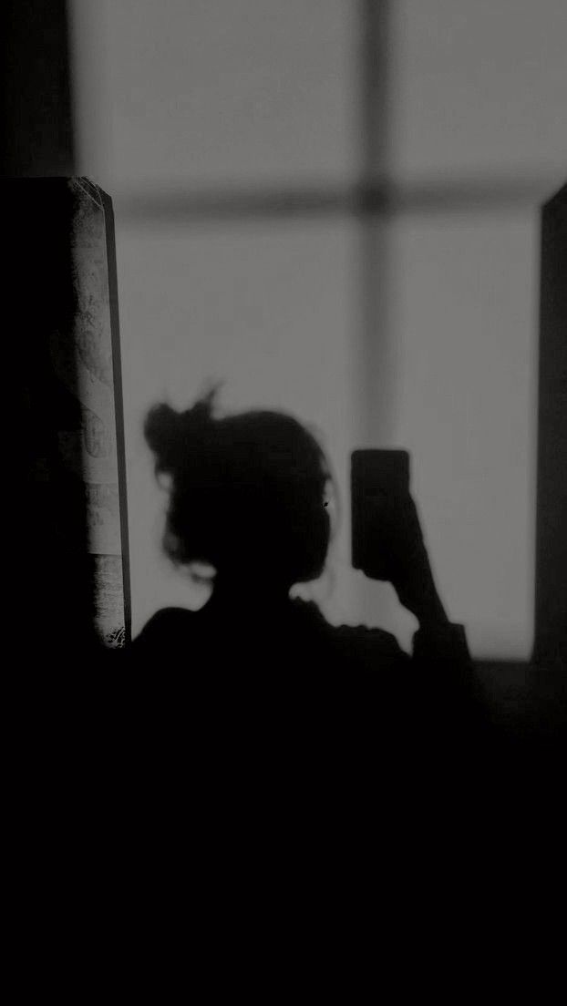 aesthetic dp for instagram for girl simple