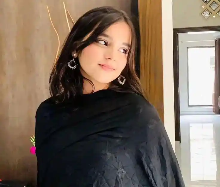 Beautiful Cute Girl Pic