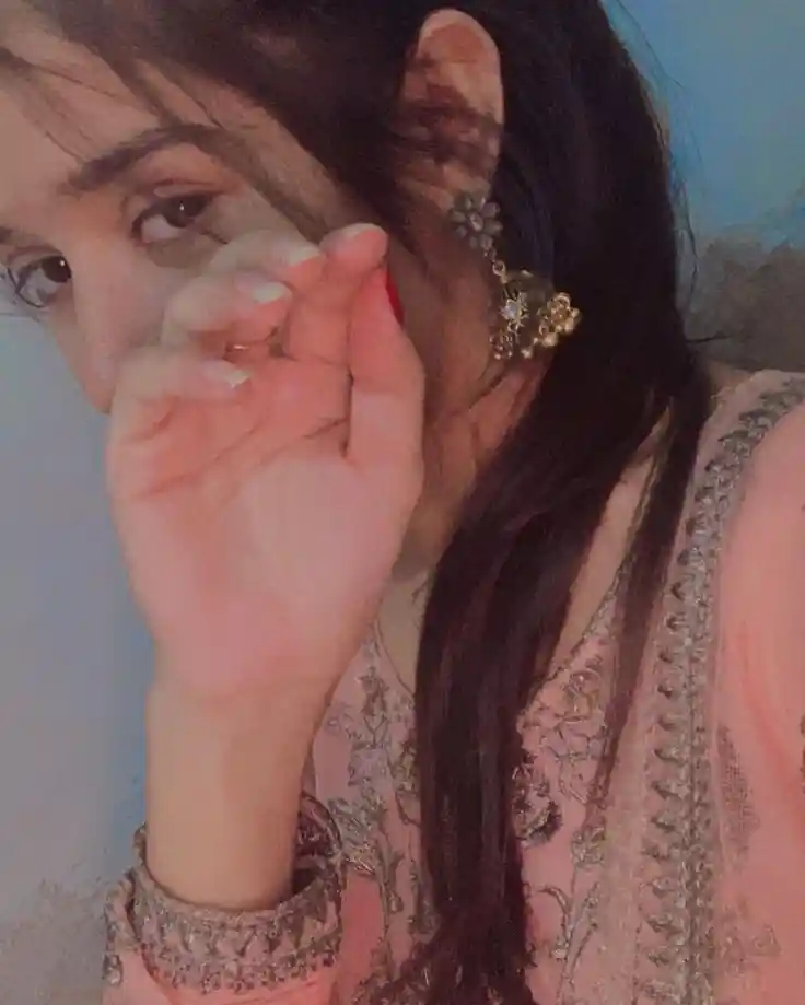 Beautiful Cute Girl Pic