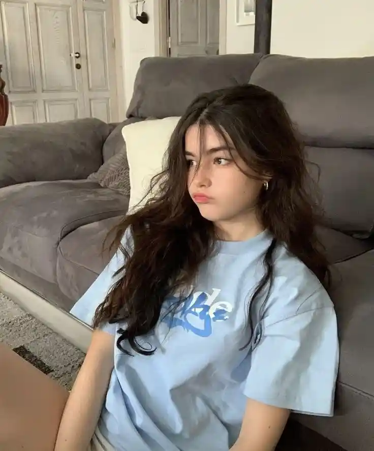 Beautiful Girl Photo Dp