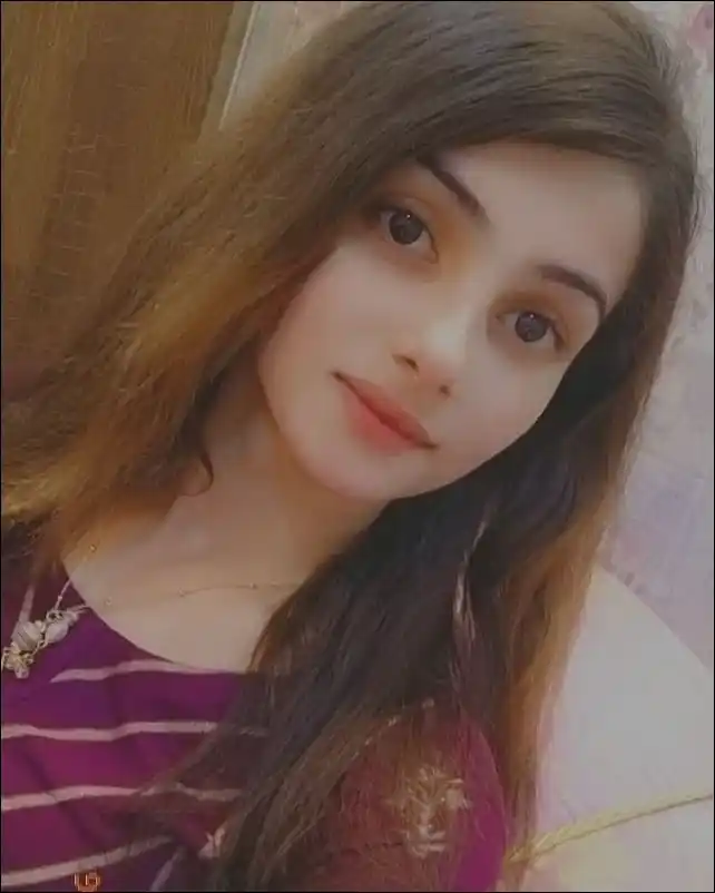 Cute Girl Pic for Instagram