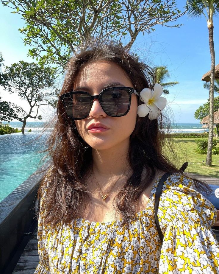 Cute Girl Profile Pictures