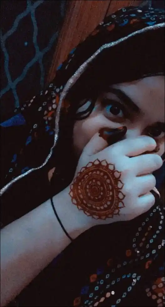 Cute Girl Profile Pictures