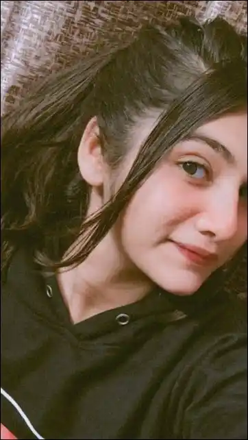 Cute Girls Dp for WhatsApp