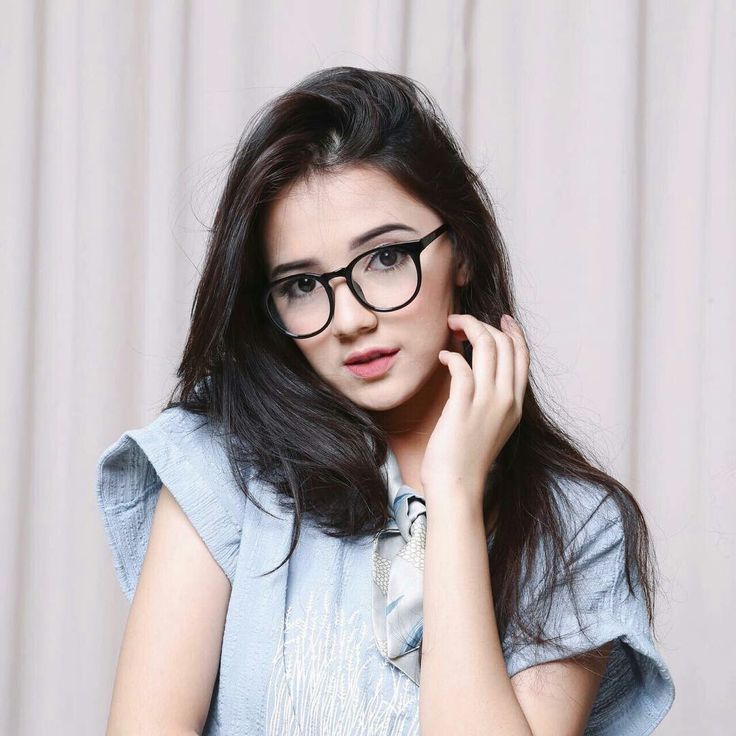 Cute Girls Dp for WhatsApp