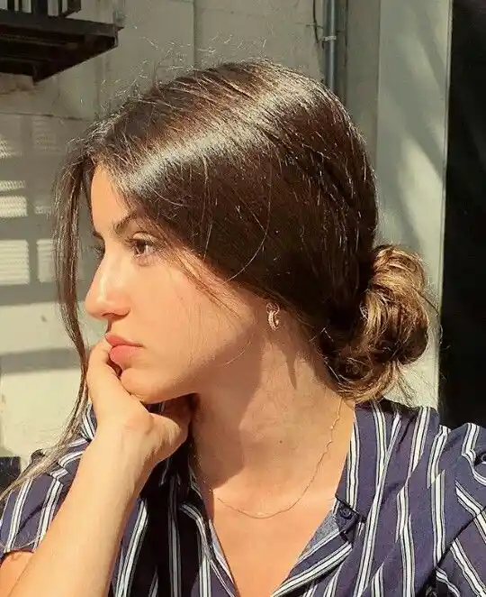 Cute Girls Dp for WhatsApp