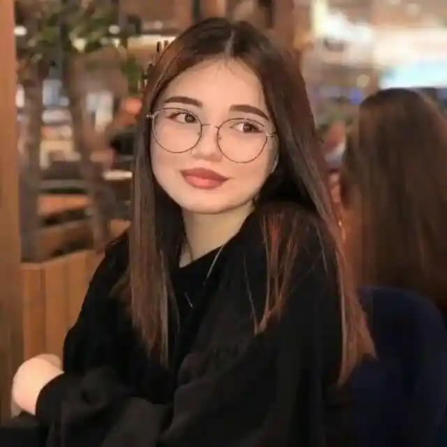 Girl Photo Dp for Instagram