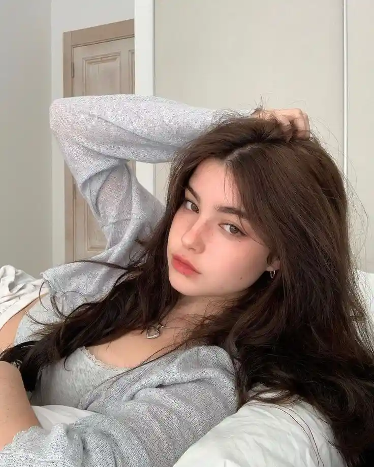 Girl Photo Dp for Instagram