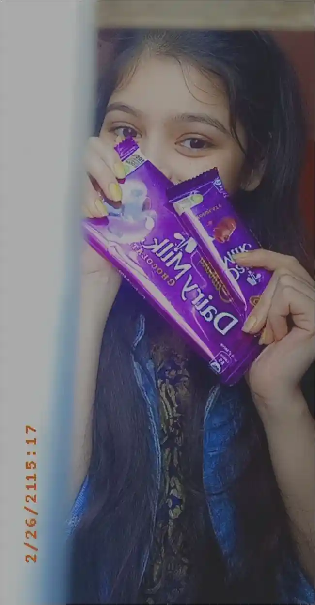 Real Girl Pic Hide Face