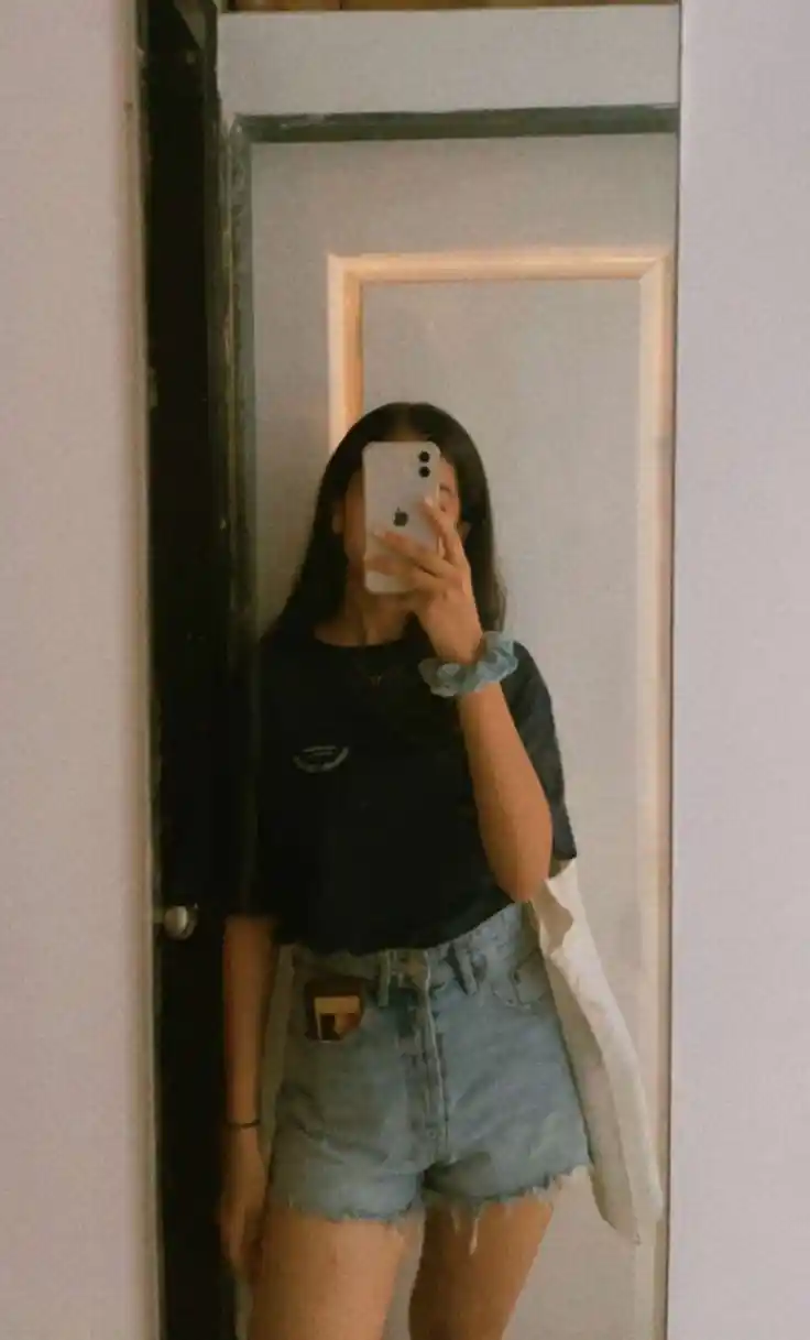 Real Hide Face Girl Pic