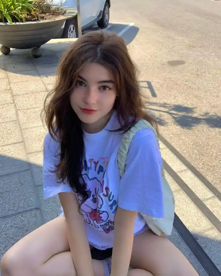 Russian Girl Photo Dp